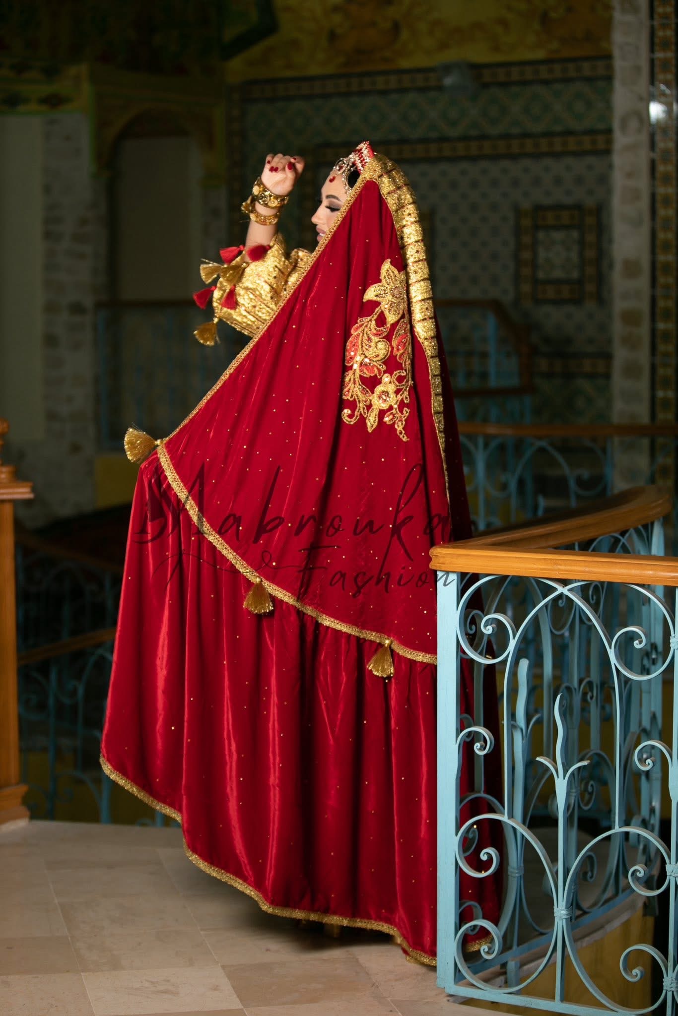 Melia suri rouge